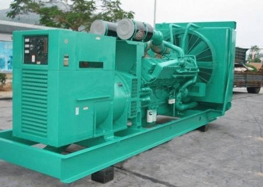 朝阳75kw康明斯柴油发电车出租